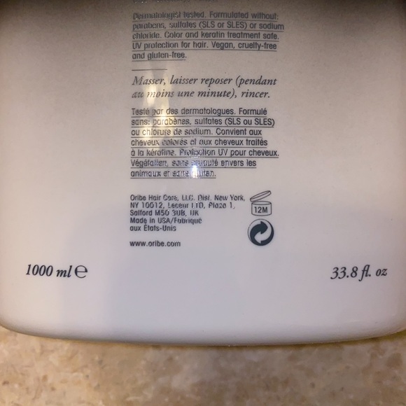 ✨Oribe Gold Lust Repair & Restore Shampoo & Conditioner Liter W/PUMPS & SAMPLES✨ - Picture 3 of 6